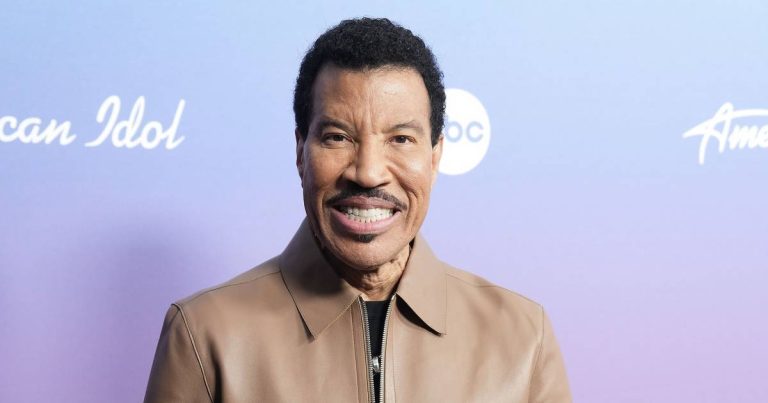 Lionel Richie Net Worth: Unveiling the $200 Million Legend's Success Story