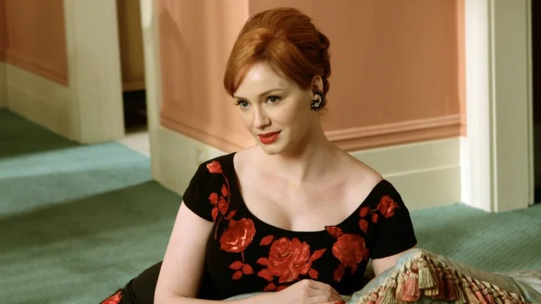 Christina Hendricks Biography, Age, Height, Weight, Net Worth, Husband & Personal Life